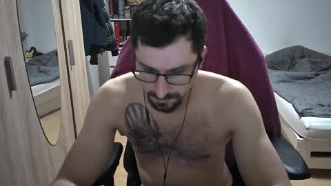 Snapshot of dan_the_man405 chatting on 30, 11, 2025 King Dan online show from 30, 11, 2025