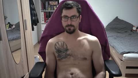 Snapshot of dan_the_man405 chatting on 3, 12, 2025 King Dan online show from 3, 12, 2025