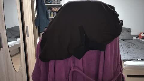 Snapshot of dan_the_man405 chatting on 5, 12, 2025 King Dan online show from 5, 12, 2025