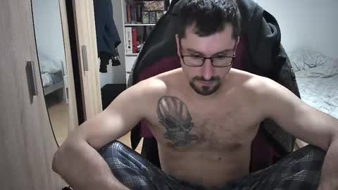 Snapshot of dan_the_man405 chatting on 1, 2, 2026 King Dan online show from 1, 2, 2026