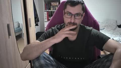 Snapshot of dan_the_man405 chatting on 3, 2, 2026 King Dan online show from 3, 2, 2026