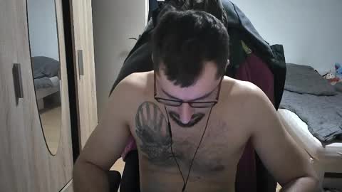 Snapshot of dan_the_man405 chatting on 24, 4, 2026 King Dan online show from 24, 4, 2026