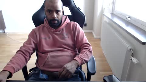 dan_the_man43 online show from 10, 4, 2026