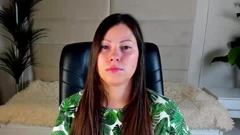 Dana Dom online show from 9, 11, 2025