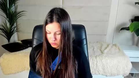 Dana Dom online show from 17, 11, 2025