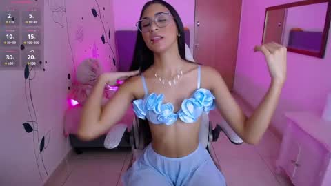 dana_paula online show from 1, 2, 2025