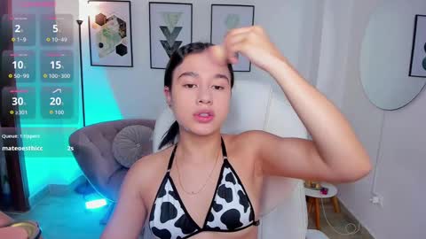 Snapshot of danaa_rouse chatting on 1, 10, 2025 danaa_rouse online show from 1, 10, 2025
