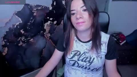 Snapshot of danaarey chatting on 17, 12, 2025 Danaa Rey online show from 17, 12, 2025