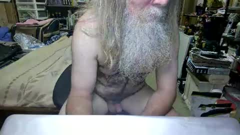 Snapshot of danagm chatting on 8, 3, 2026 Dana online show from 8, 3, 2026