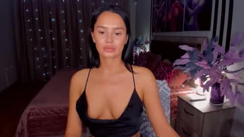 Snapshot of danamiers chatting on 27, 11, 2025 DanaMiers online show from 27, 11, 2025