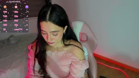 danay_01 online show from 7, 10, 2025