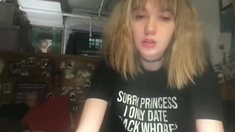 Snapshot of danceissexisbeauty2 chatting on 27, 3, 2026 Your submissive patient online show from 27, 3, 2026