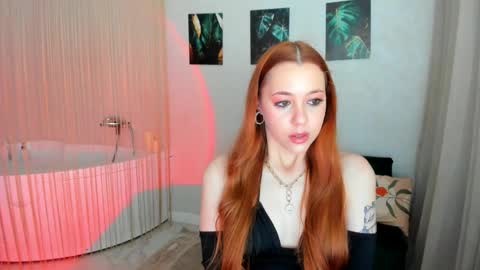 Snapshot of dancingflow chatting on 13, 4, 2026 Camilla online show from 13, 4, 2026