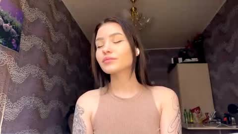 Snapshot of danettedusenbury chatting on 28, 4, 2026 I am Kimi ntmu online show from 28, 4, 2026