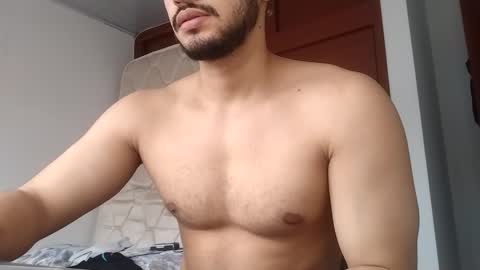 dani587378 online show from 28, 2, 2025