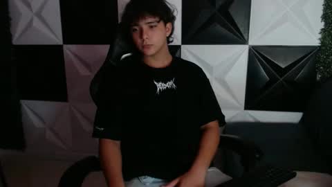 dani_cumboy online show from 8, 1, 2025