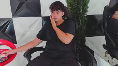 dani_cumboy online show from 30, 9, 2025