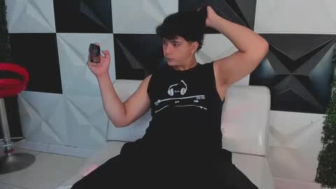 dani_cumboy online show from 2, 10, 2025