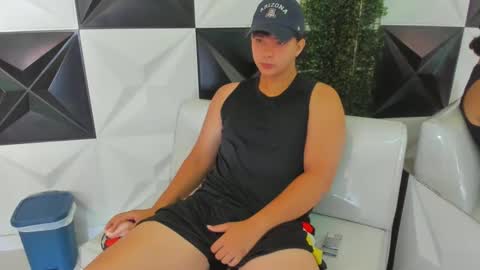 dani_cumboy online show from 14, 11, 2025