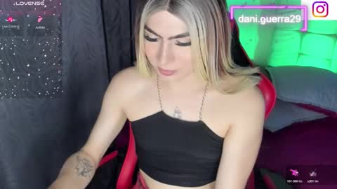 Snapshot of dani_lovet1 chatting on 18, 4, 2026 dani online show from 18, 4, 2026