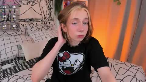 Snapshot of dani_mur chatting on 10, 10, 2025 Daniel online show from 10, 10, 2025
