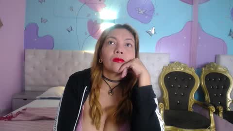 Dani Queen  online show from 23, 2, 2026