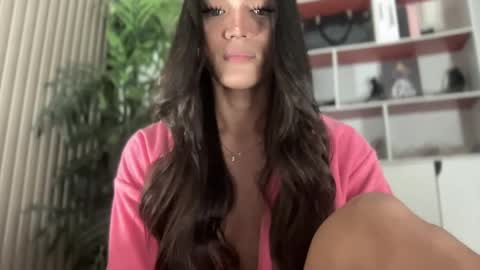 Snapshot of danica_walton chatting on 23, 2, 2025 danica_walton online show from 23, 2, 2025