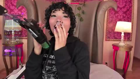 Snapshot of danicollinn chatting on 8, 1, 2026 Daniela online show from 8, 1, 2026