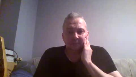 Snapshot of daniel0028 chatting on 17, 4, 2026 dan online show from 17, 4, 2026