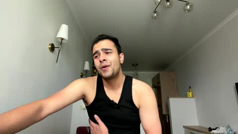 Snapshot of daniel_ice chatting on 11, 4, 2026 Daniel online show from 11, 4, 2026