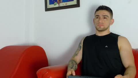 Snapshot of daniel_ova chatting on 16, 1, 2026 Sexy Dani online show from 16, 1, 2026