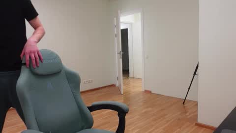 DANIEL SHAWN online show from 15, 2, 2026