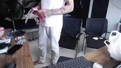 daniel_velez26 online show from 18, 6, 2026