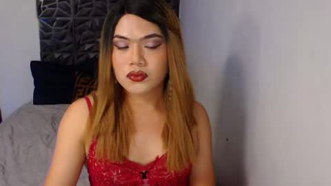 Snapshot of daniela_deusa chatting on 8, 12, 2024 Elodie online show from 8, 12, 2024