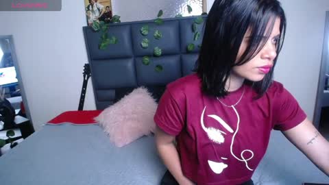 Snapshot of daniela_divine chatting on 9, 4, 2026 Daniela online show from 9, 4, 2026