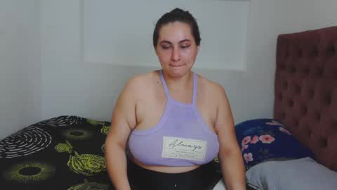 Snapshot of daniela_sexy34 chatting on 9, 2, 2025 daniela_sexy34 online show from 9, 2, 2025
