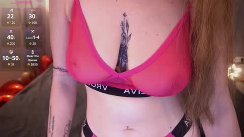 danielareign online show from 12, 3, 2026