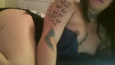 Snapshot of danielatrans662135 chatting on 22, 10, 2025 DANIELA online show from 22, 10, 2025