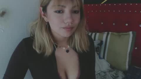 Snapshot of danielawidx chatting on 2, 4, 2026 danielawidx online show from 2, 4, 2026