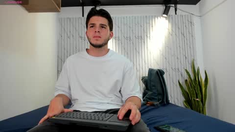 Snapshot of danielclarton chatting on 14, 12, 2024 DANIEL online show from 14, 12, 2024