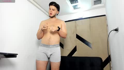 Snapshot of danielclarton chatting on 21, 2, 2025 DANIEL online show from 21, 2, 2025
