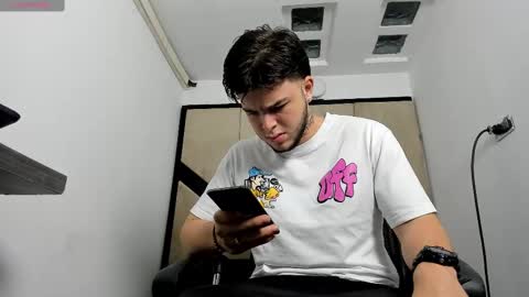 Snapshot of danielclarton chatting on 22, 2, 2025 DANIEL online show from 22, 2, 2025