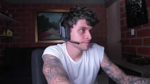 Daniele Bunny online show from 2, 12, 2025