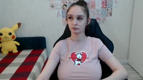 Snapshot of daniella_martin chatting on 1, 4, 2026 Daniella Martin online show from 1, 4, 2026