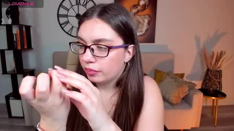 Daniella online show from 5, 12, 2024
