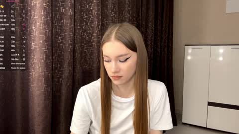 Snapshot of daniellecorra chatting on 30, 3, 2026 Trisha wanna play Meow online show from 30, 3, 2026