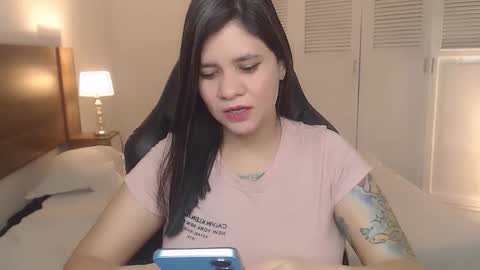 Snapshot of daniellerain chatting on 10, 3, 2026 daniellerain online show from 10, 3, 2026