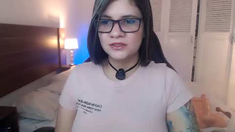 daniellerain online show from 21, 6, 2026