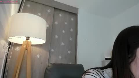Snapshot of daniellerose_ chatting on 1, 7, 2026 Danielle Rose online show from 1, 7, 2026