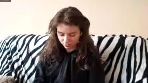 Mia online show from 16, 12, 2025